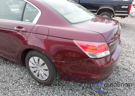 2009 Honda Accord 2.4 Lx z USA, uszkodzony, nr VIN JHMCP26359C017182
